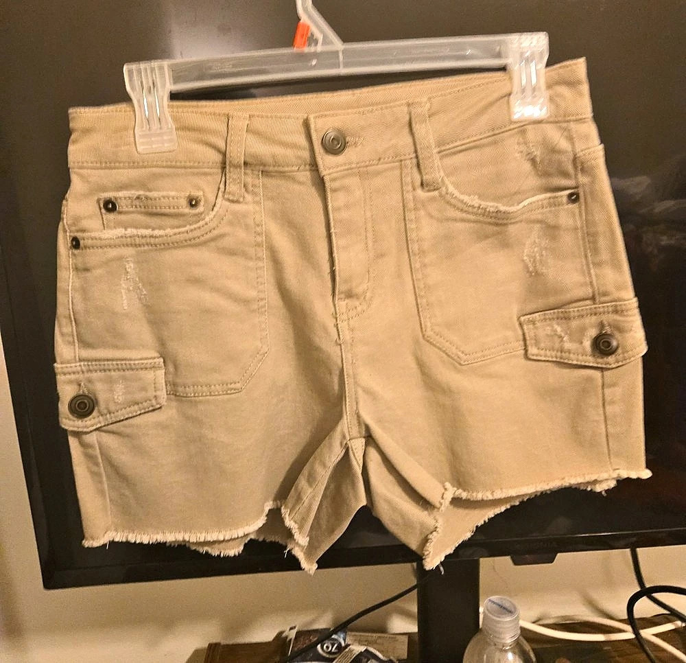 Time and Tru Cargo Shorts Brown Size 6